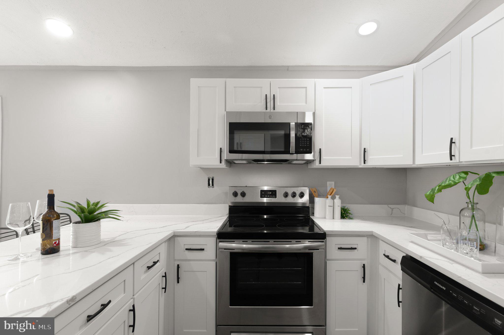 BELLE FARM ESTATES - Residential