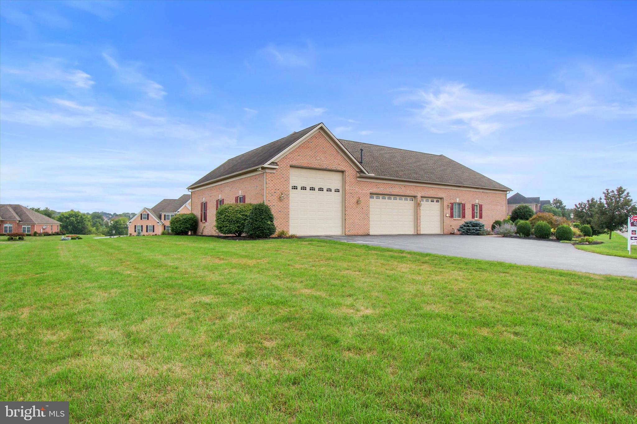 NEW BRITTANY II - Residential