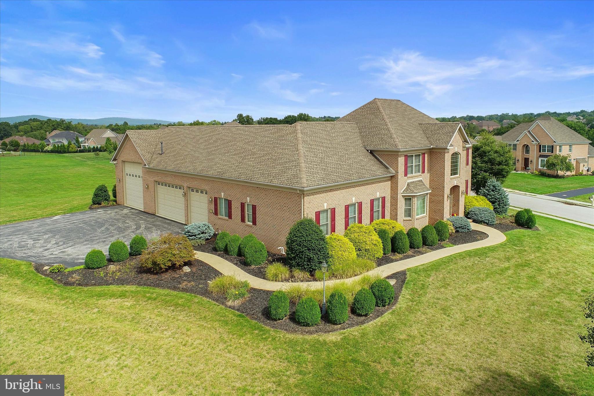 NEW BRITTANY II - Residential