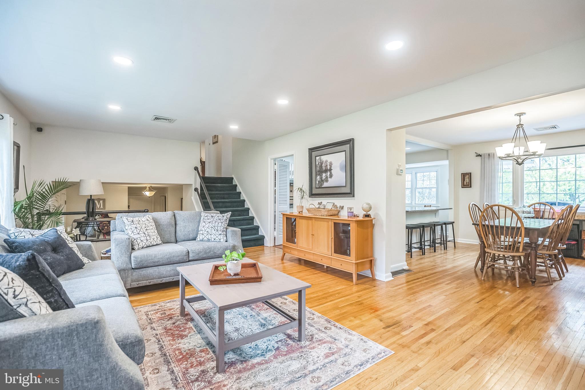 FRAZIER WOODS - Residential