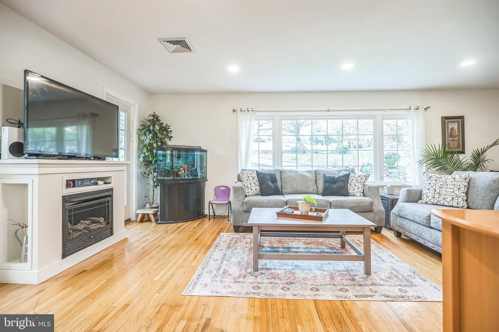 FRAZIER WOODS - Residential