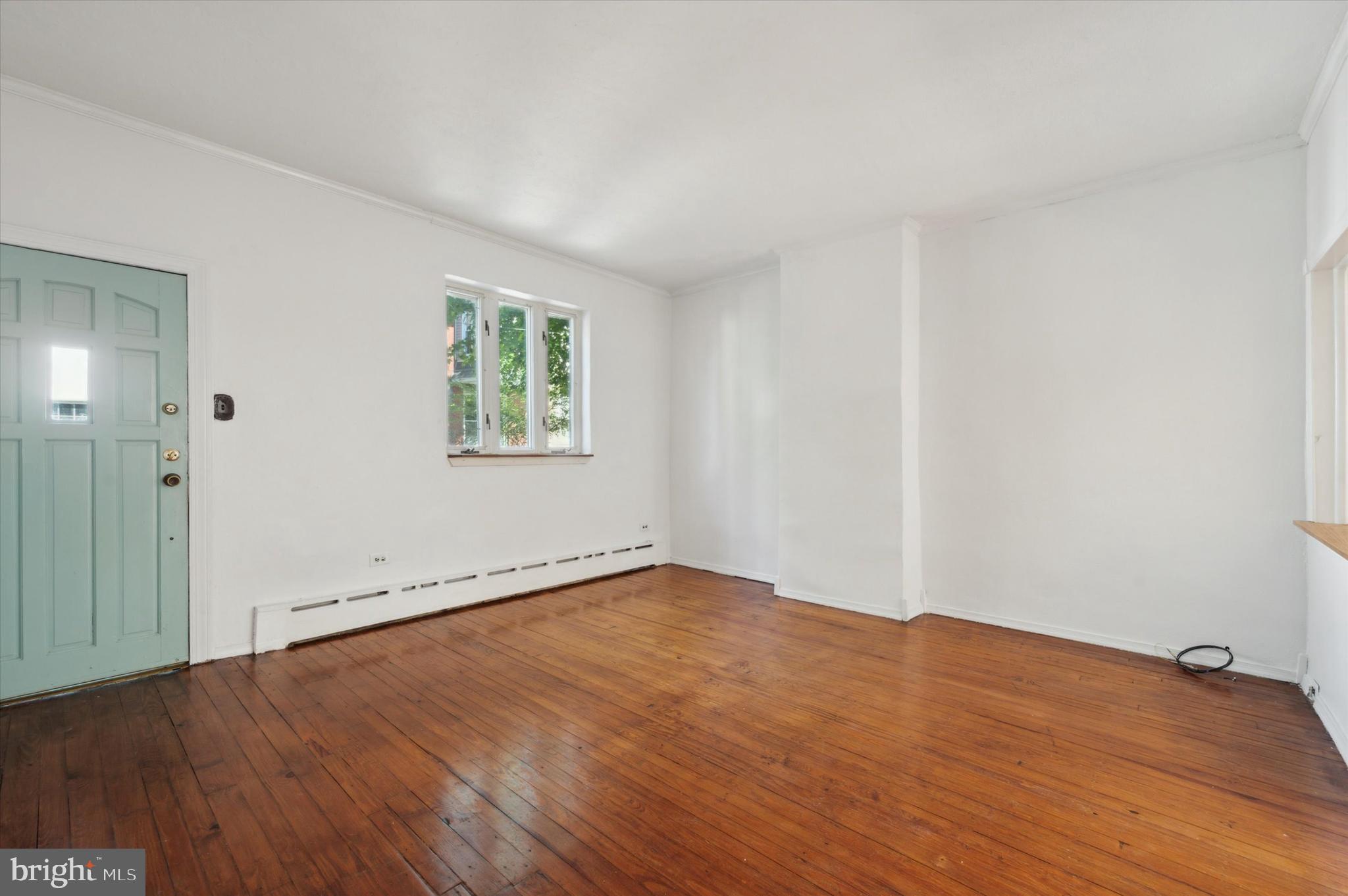 EAST FALLS - Residential