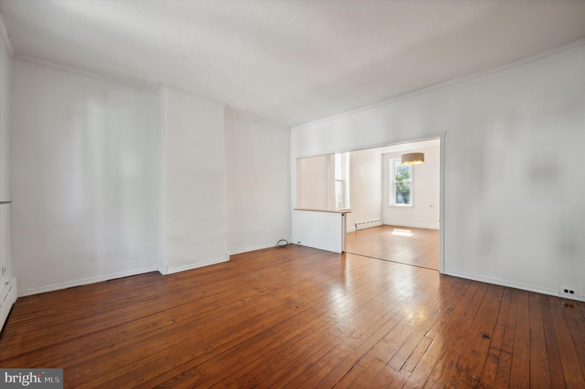 EAST FALLS - Residential