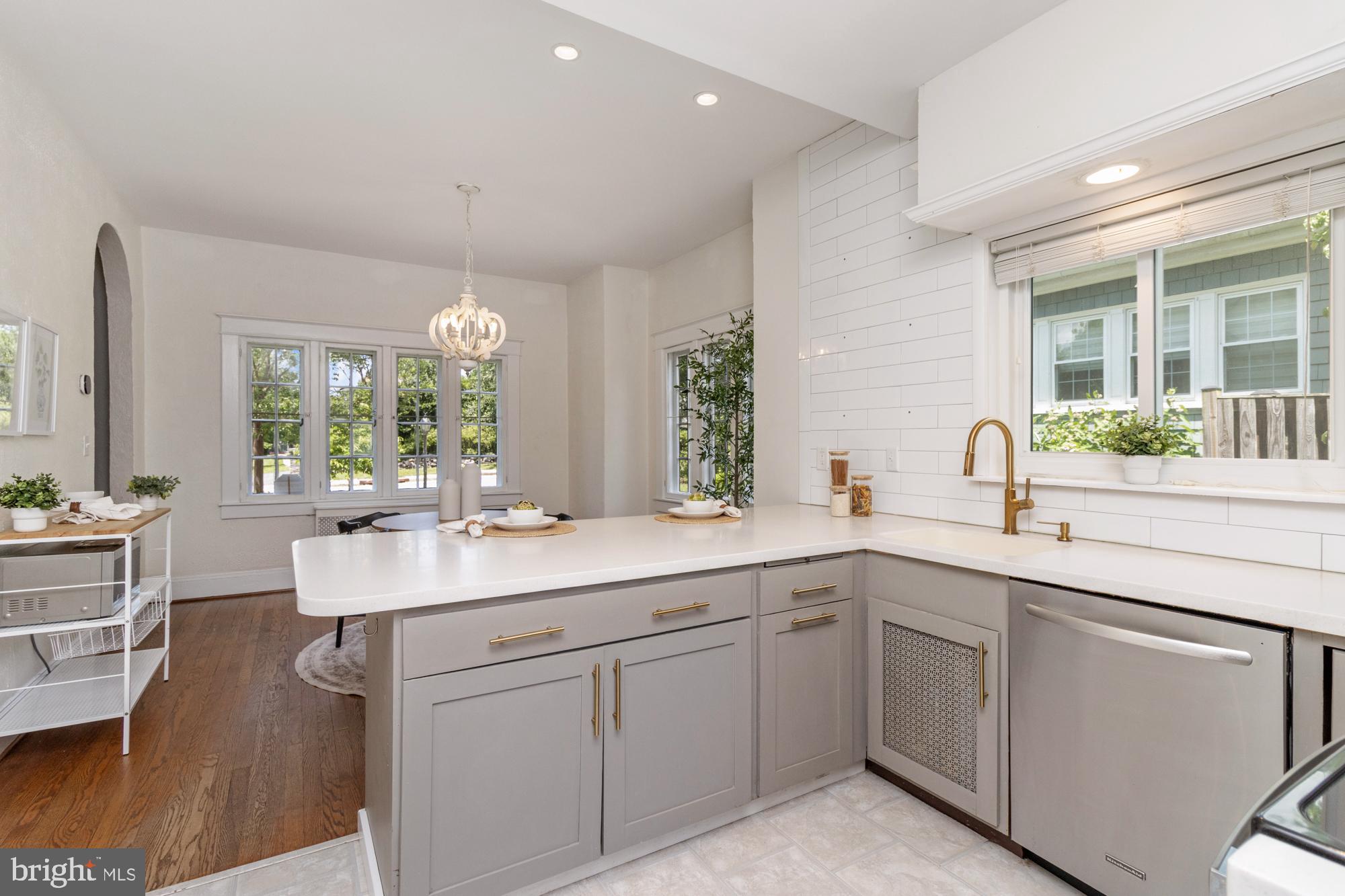 WEST TOWSON - Residential