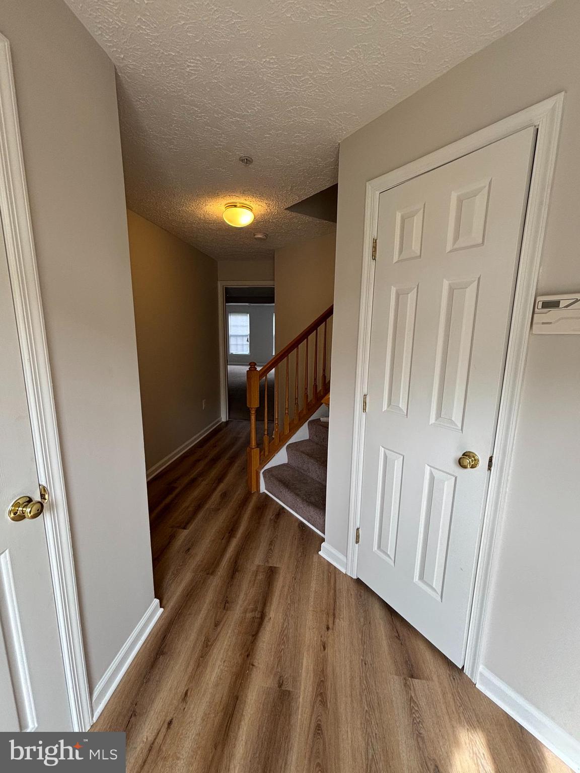 9804 REDWING DRIVE 9804