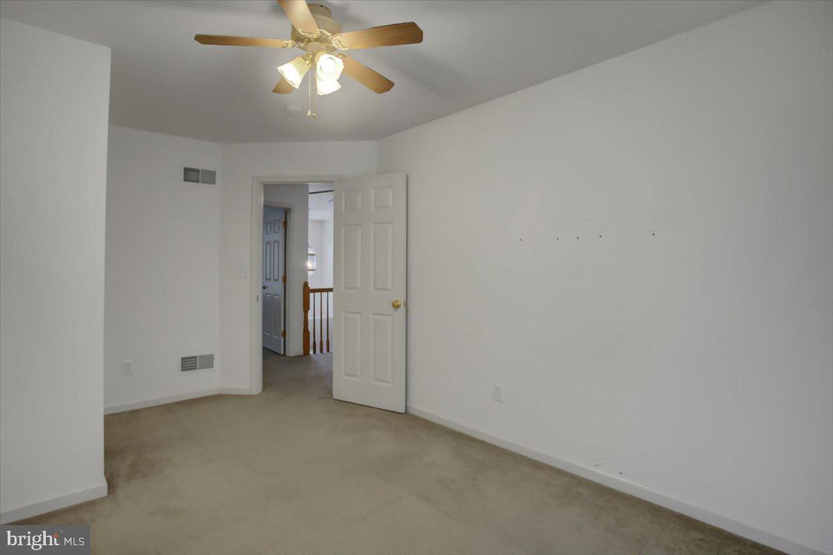 HUNTERS CHASE - Residential