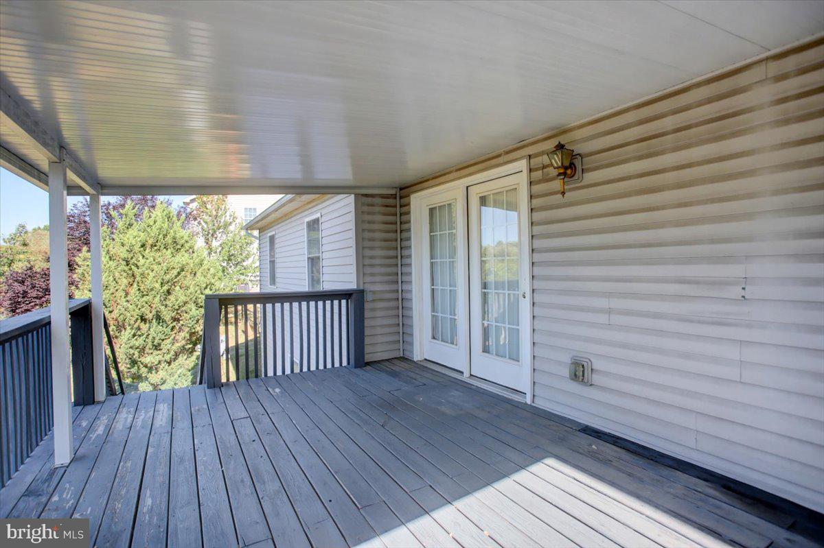 HUNTERS CHASE - Residential