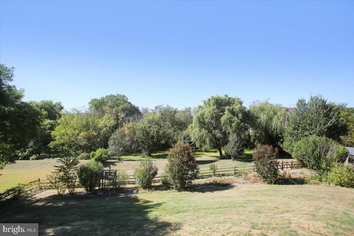 HUNTERS CHASE - Residential