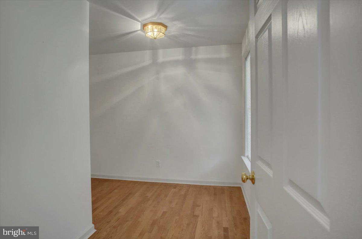 HUNTERS CHASE - Residential