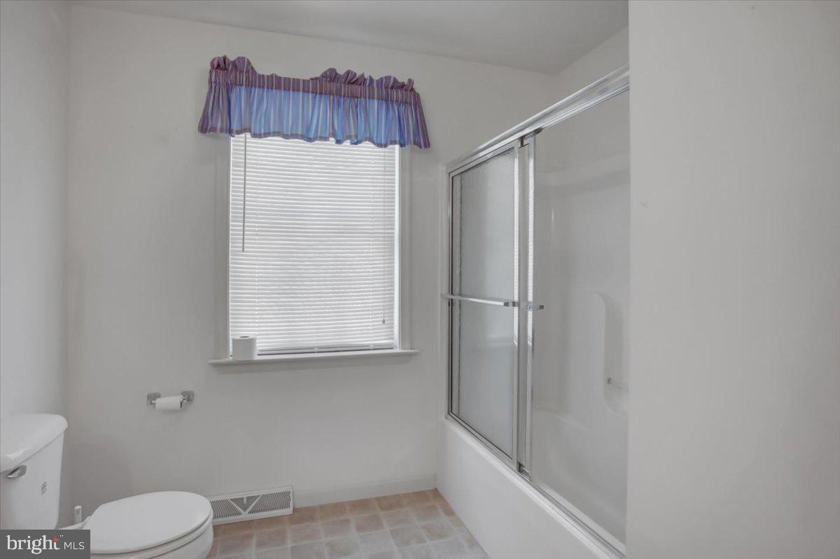 HUNTERS CHASE - Residential