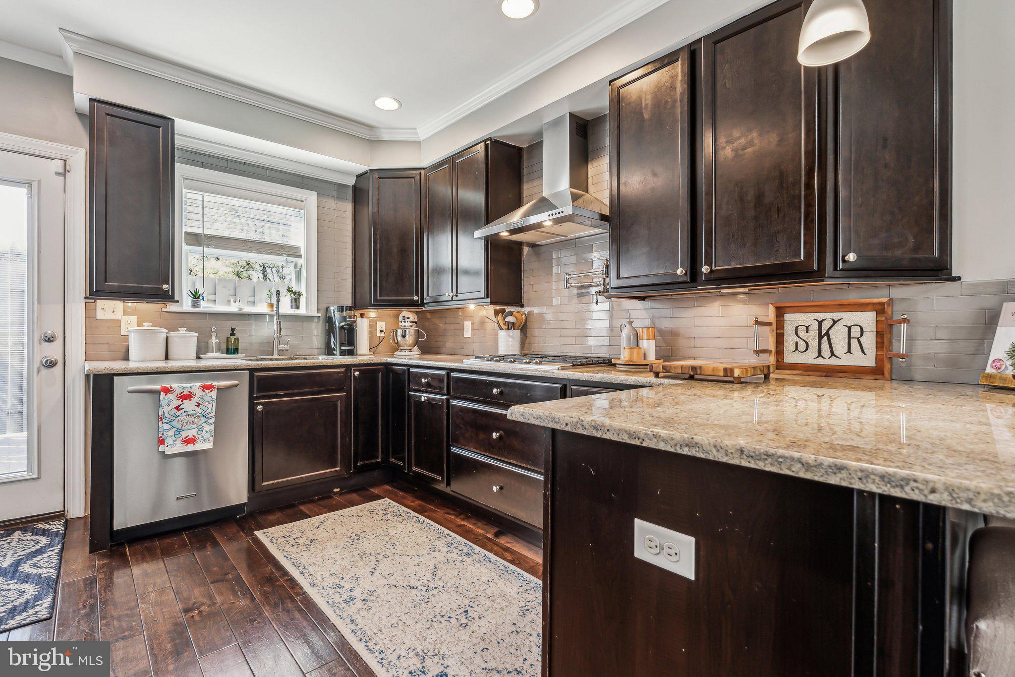 RIVERSIDE - Residential