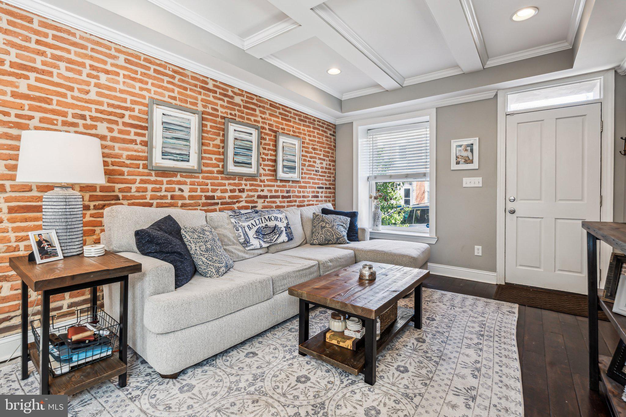 RIVERSIDE - Residential