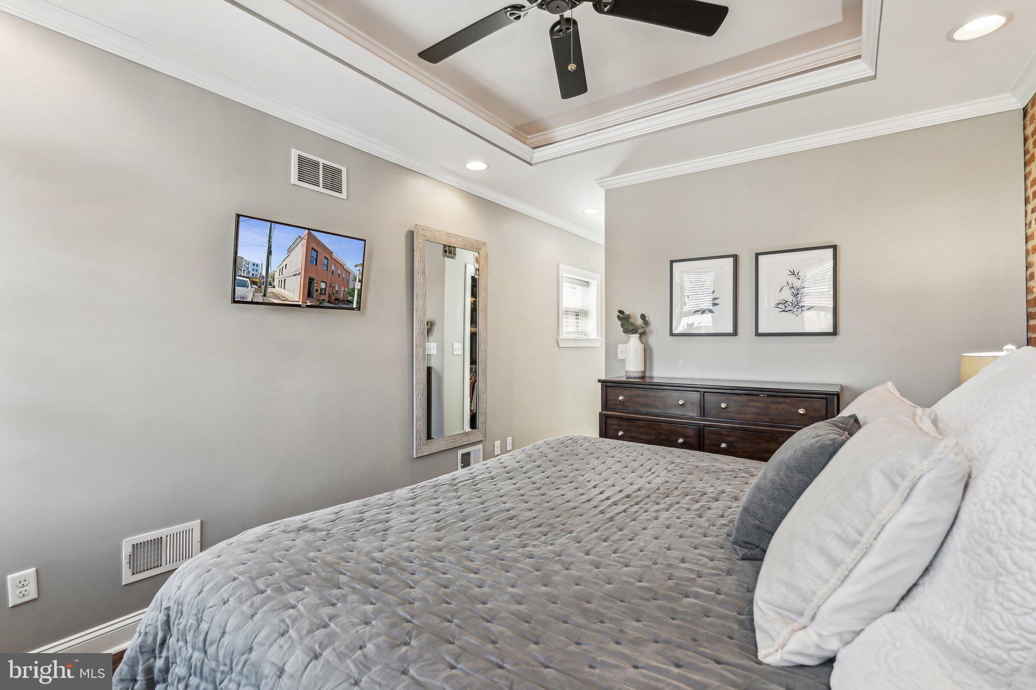 RIVERSIDE - Residential