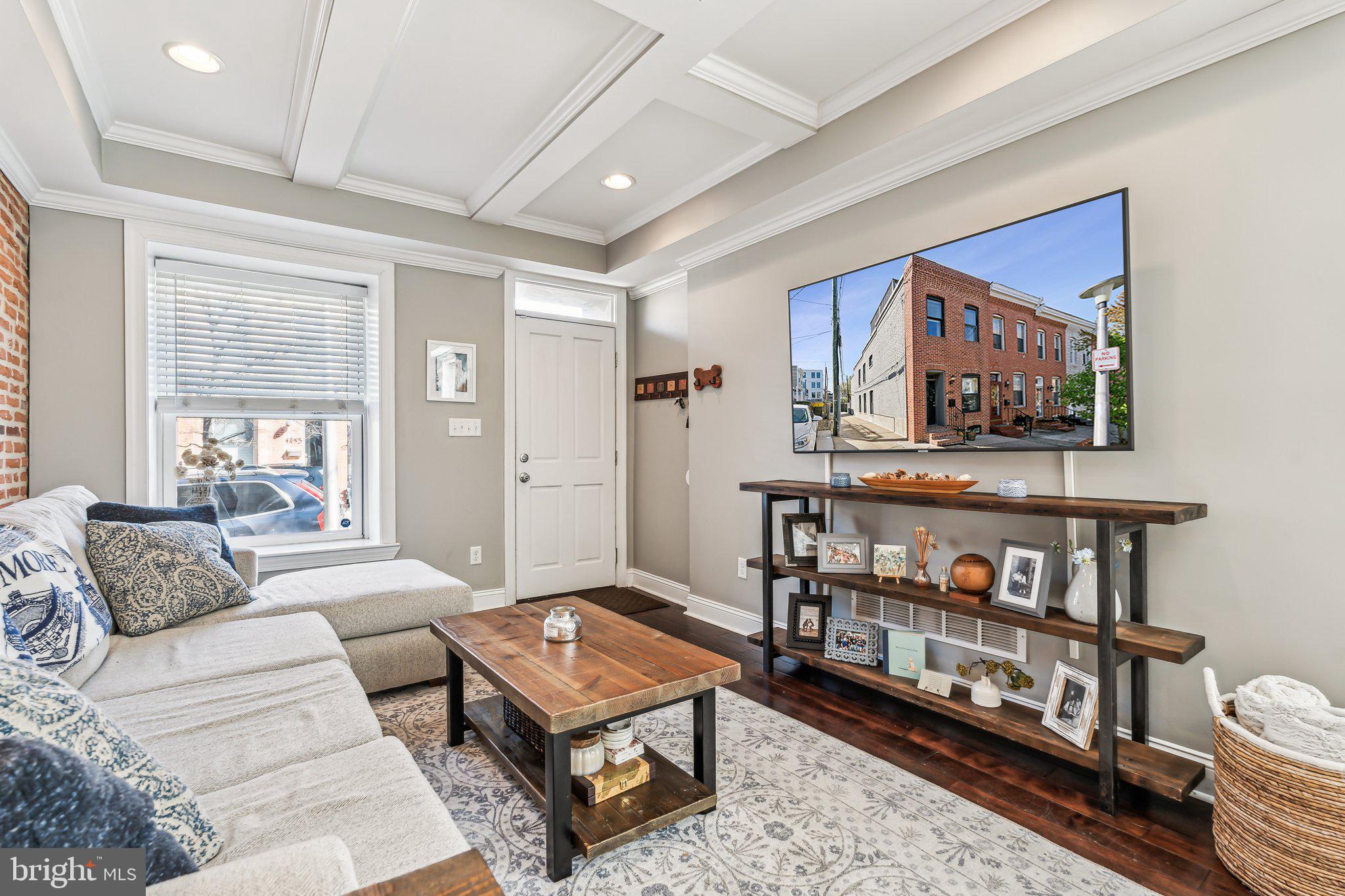 RIVERSIDE - Residential