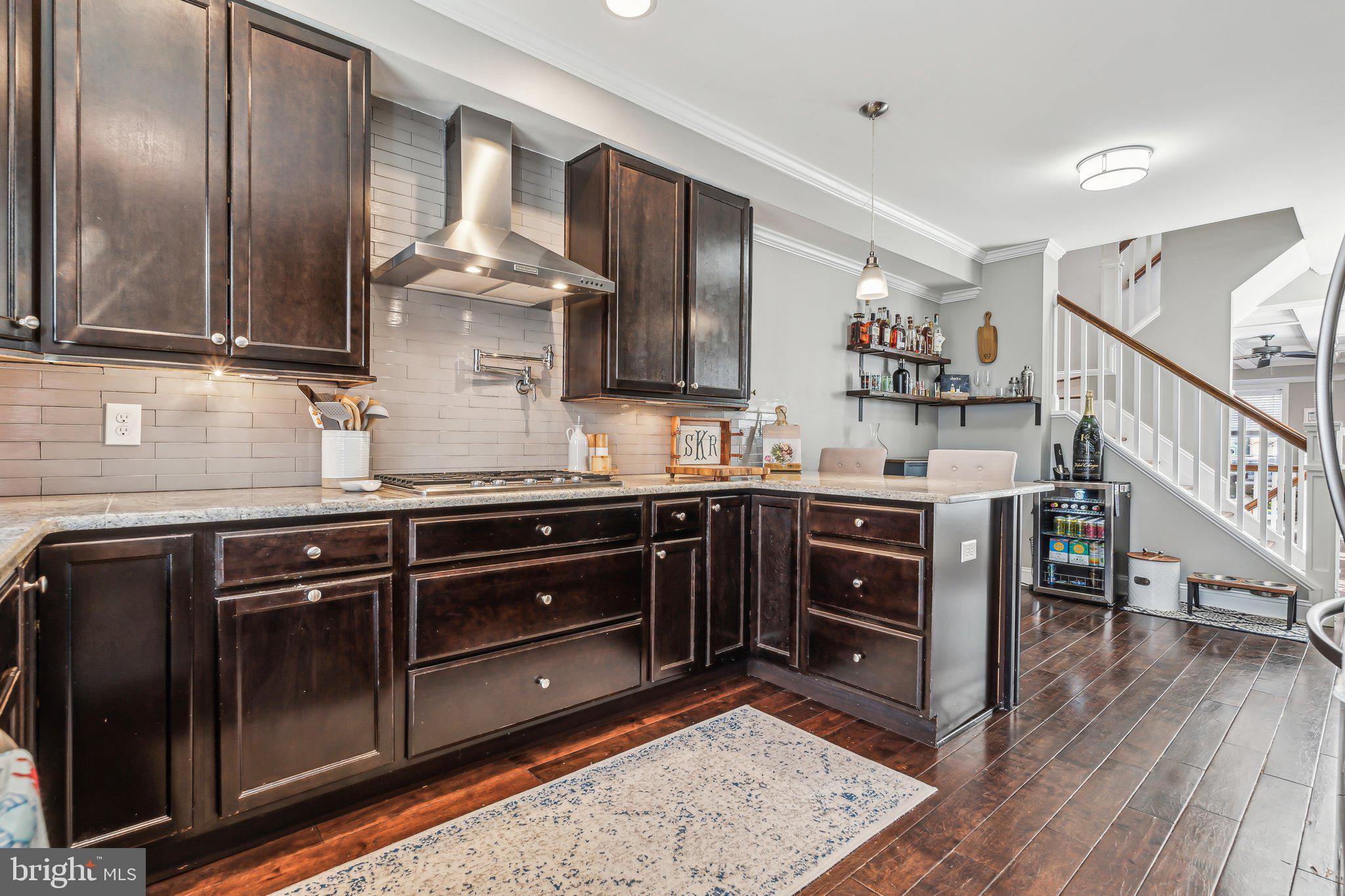 RIVERSIDE - Residential