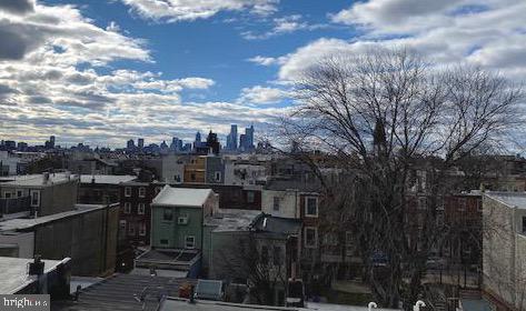 KENSINGTON - Residential