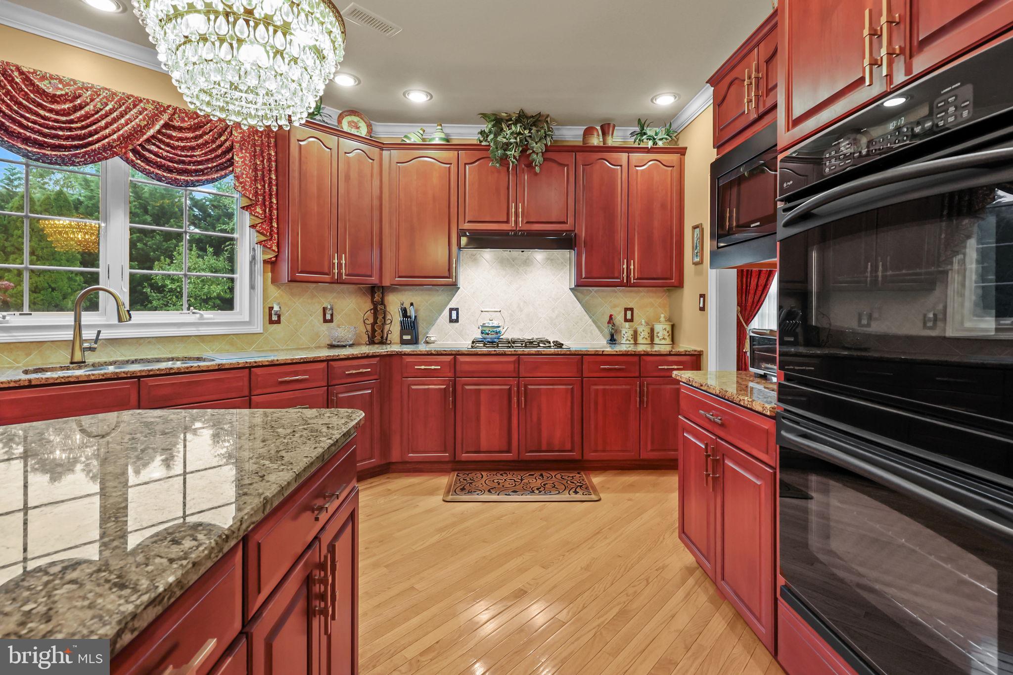 NORTHAMPTON HUNT - Residential