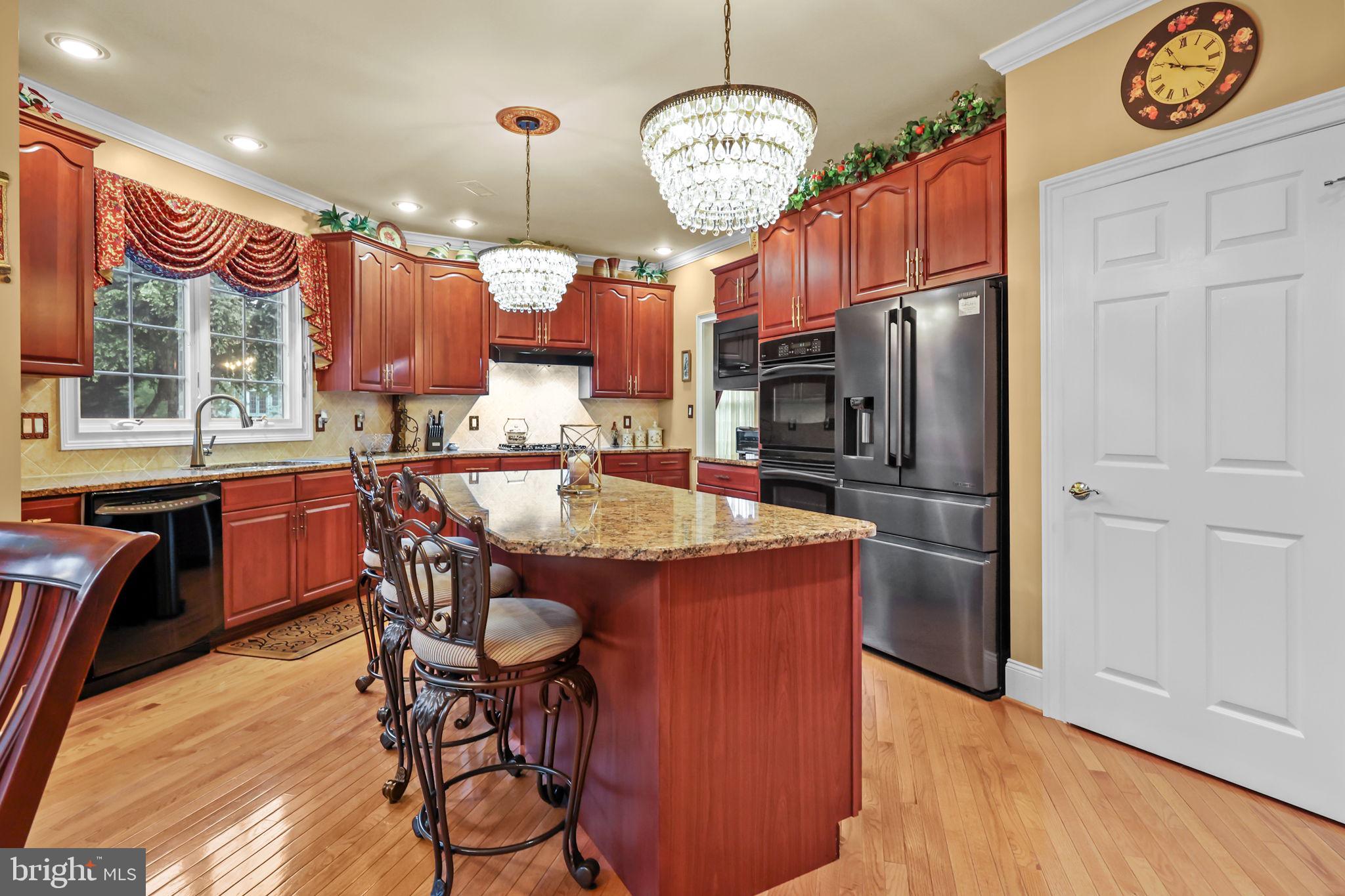 NORTHAMPTON HUNT - Residential