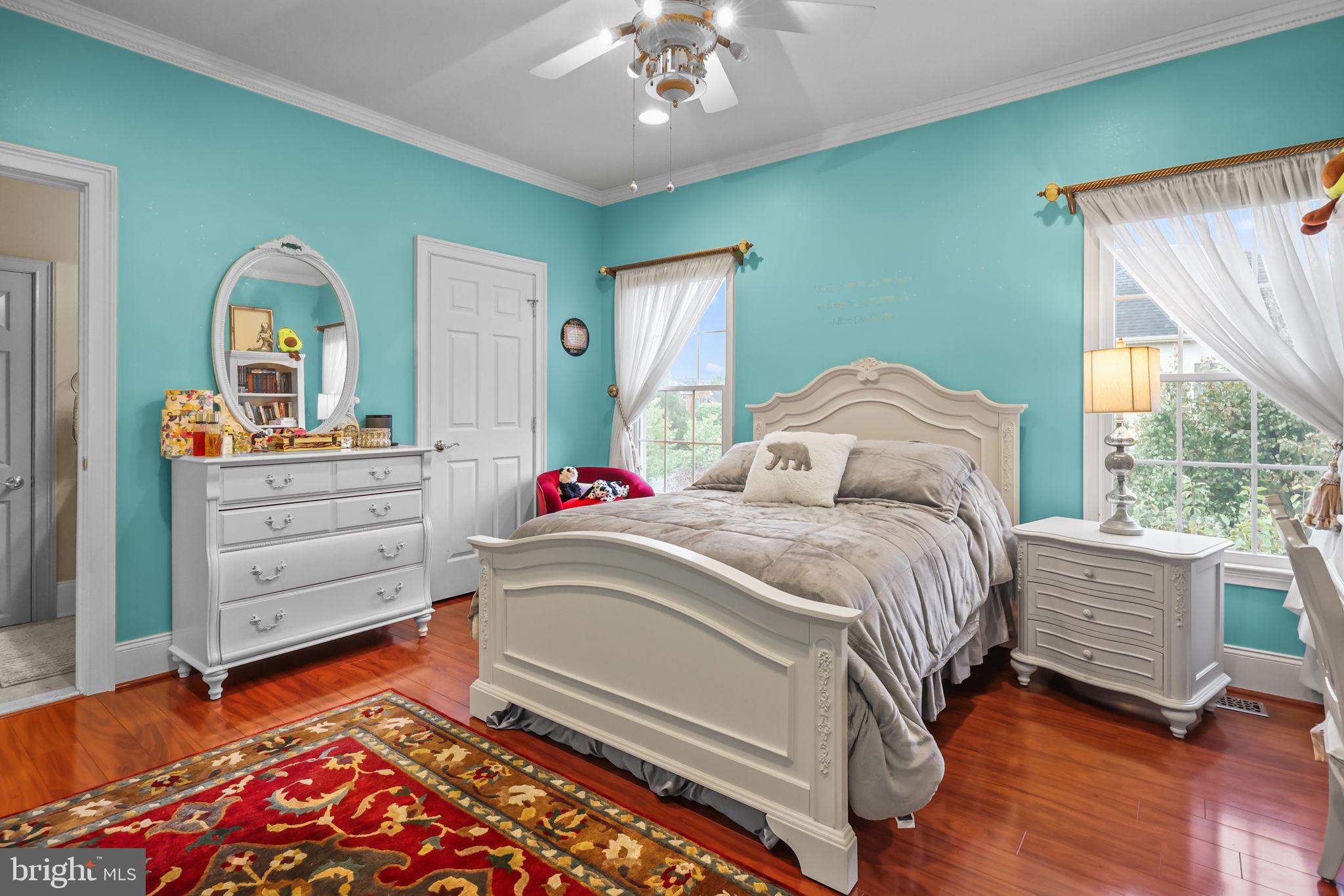 NORTHAMPTON HUNT - Residential