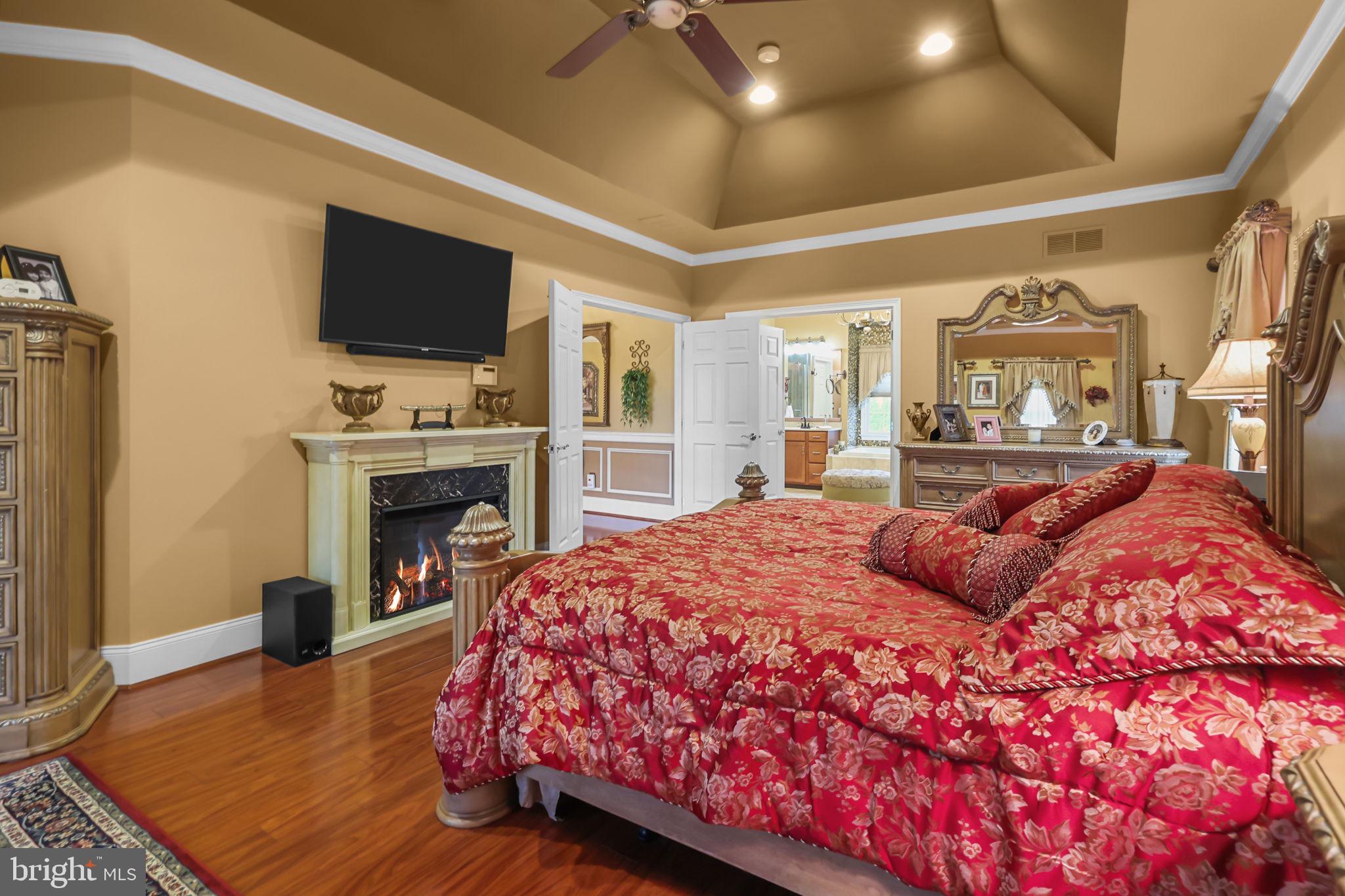 NORTHAMPTON HUNT - Residential