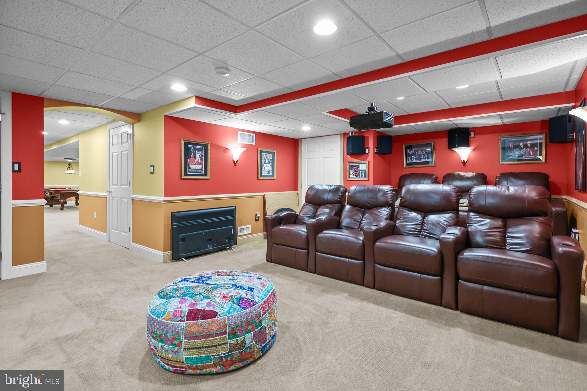 NORTHAMPTON HUNT - Residential