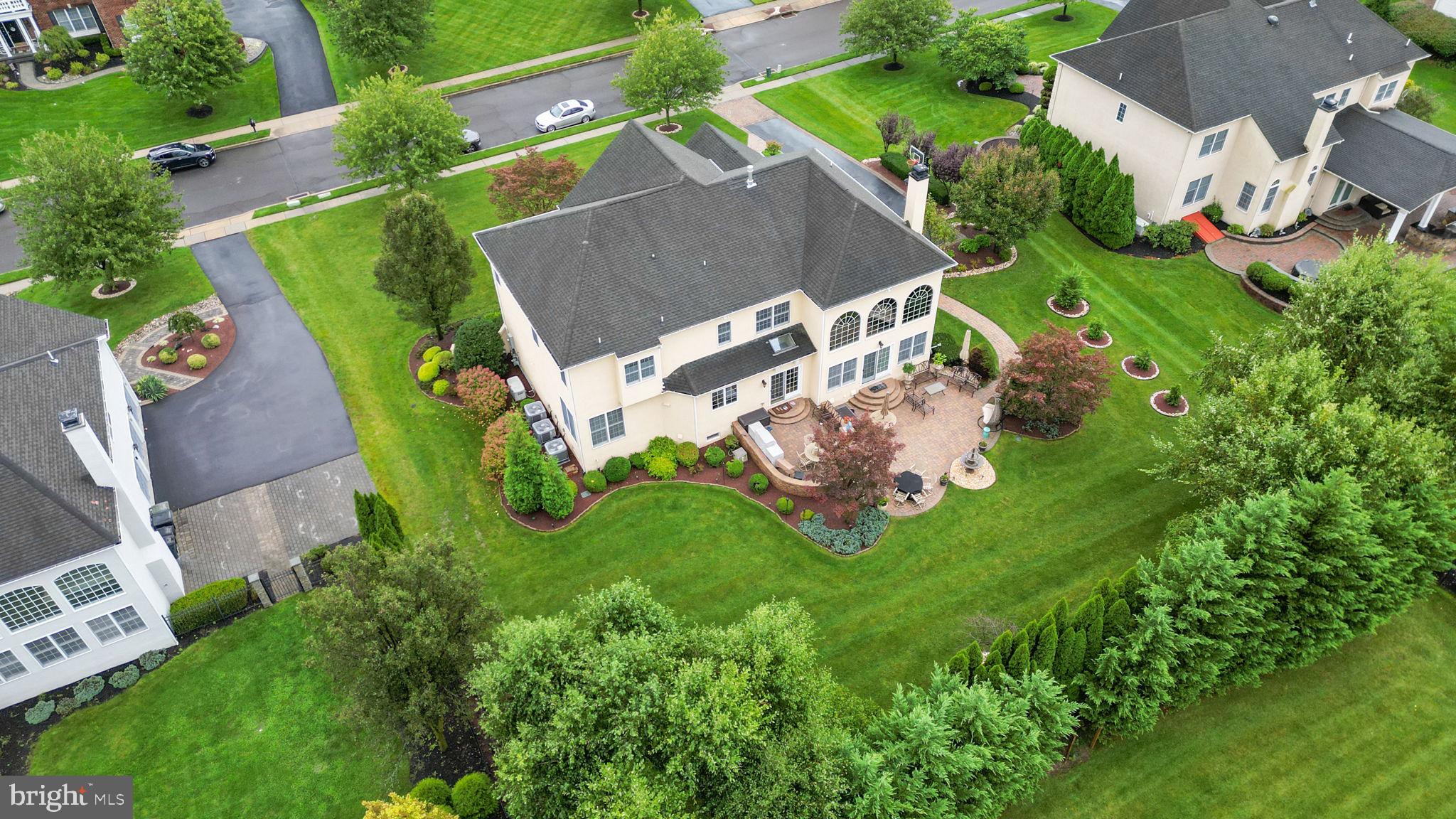 NORTHAMPTON HUNT - Residential