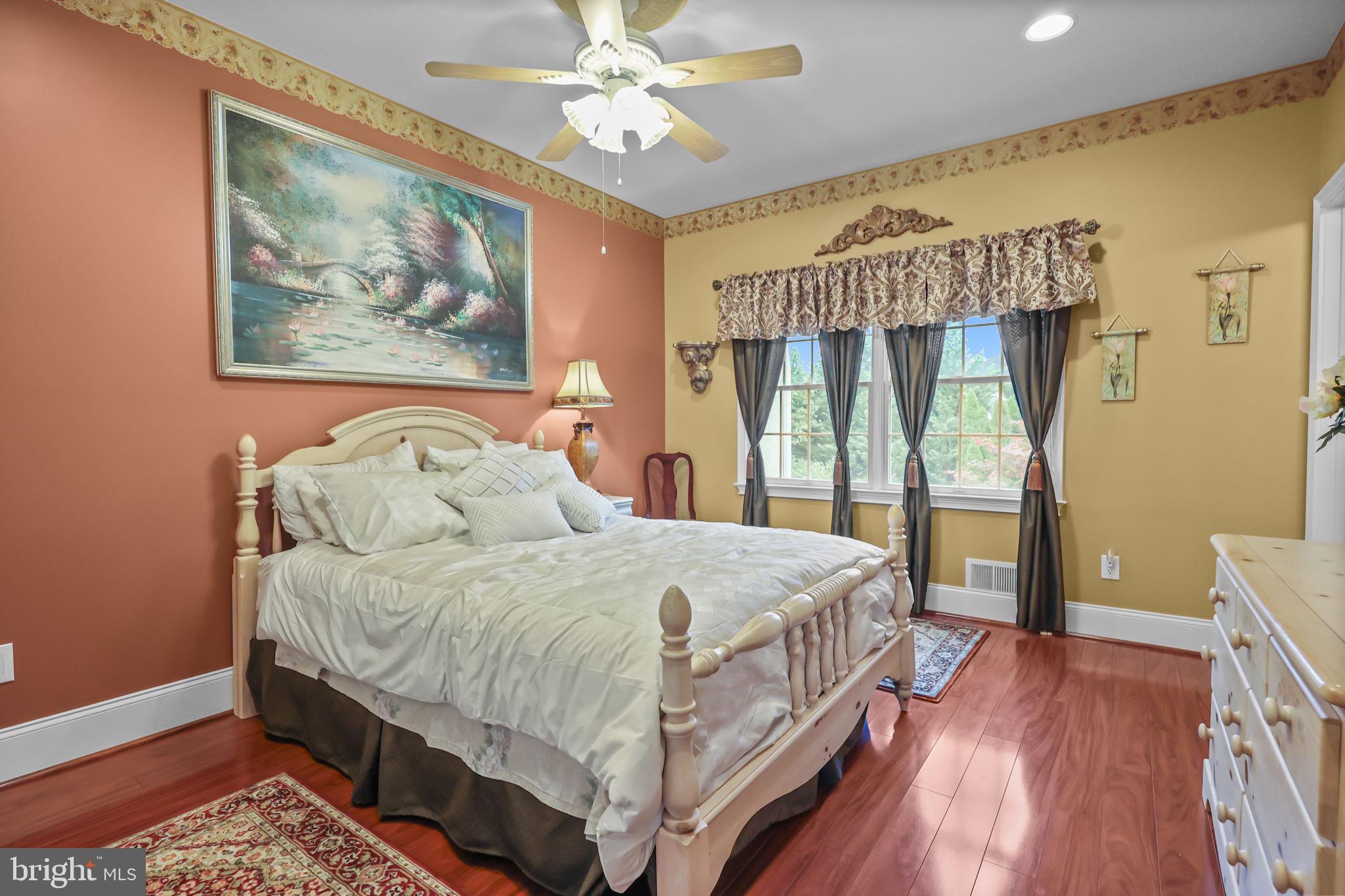 NORTHAMPTON HUNT - Residential