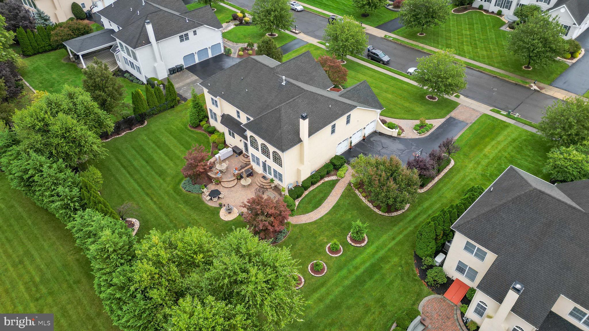 NORTHAMPTON HUNT - Residential