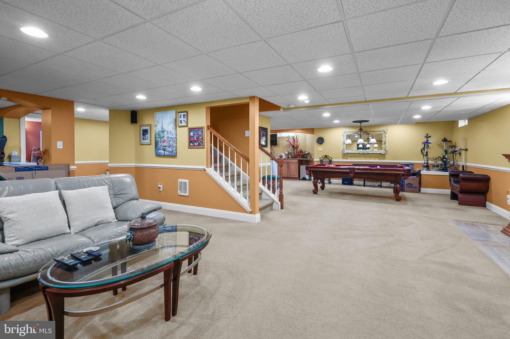 NORTHAMPTON HUNT - Residential