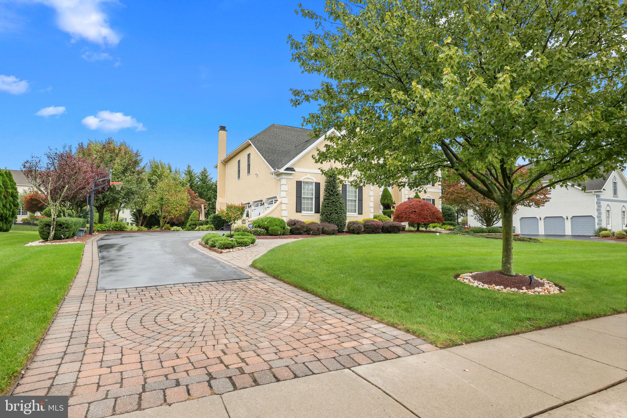 NORTHAMPTON HUNT - Residential