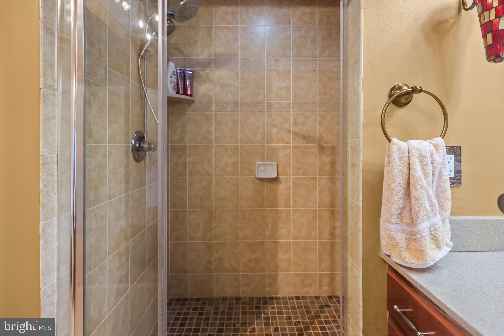 NORTHAMPTON HUNT - Residential