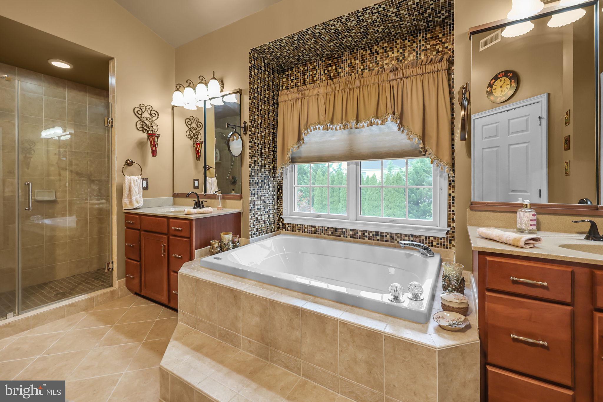 NORTHAMPTON HUNT - Residential