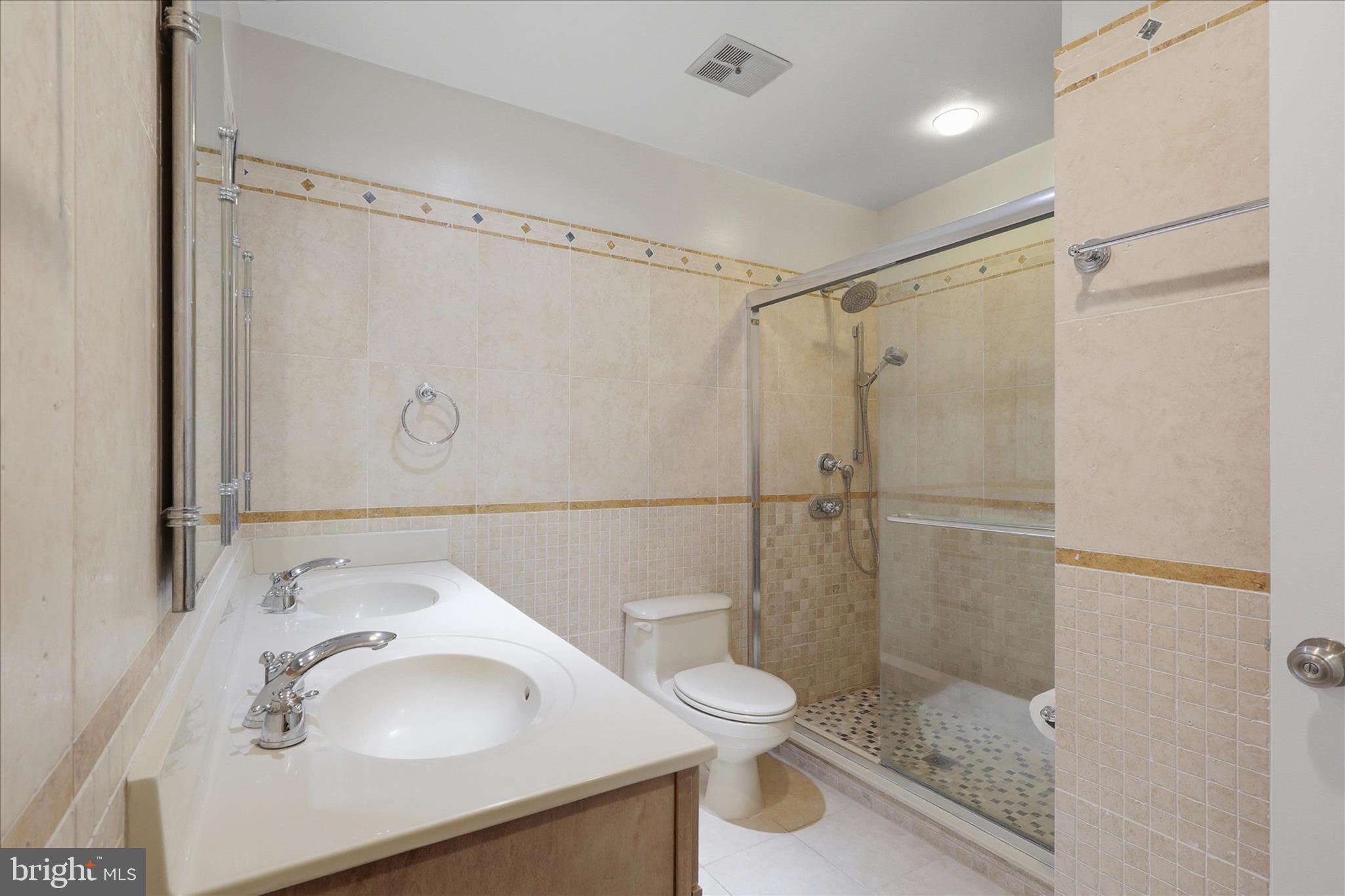 BERRYLAND FARM - Residential