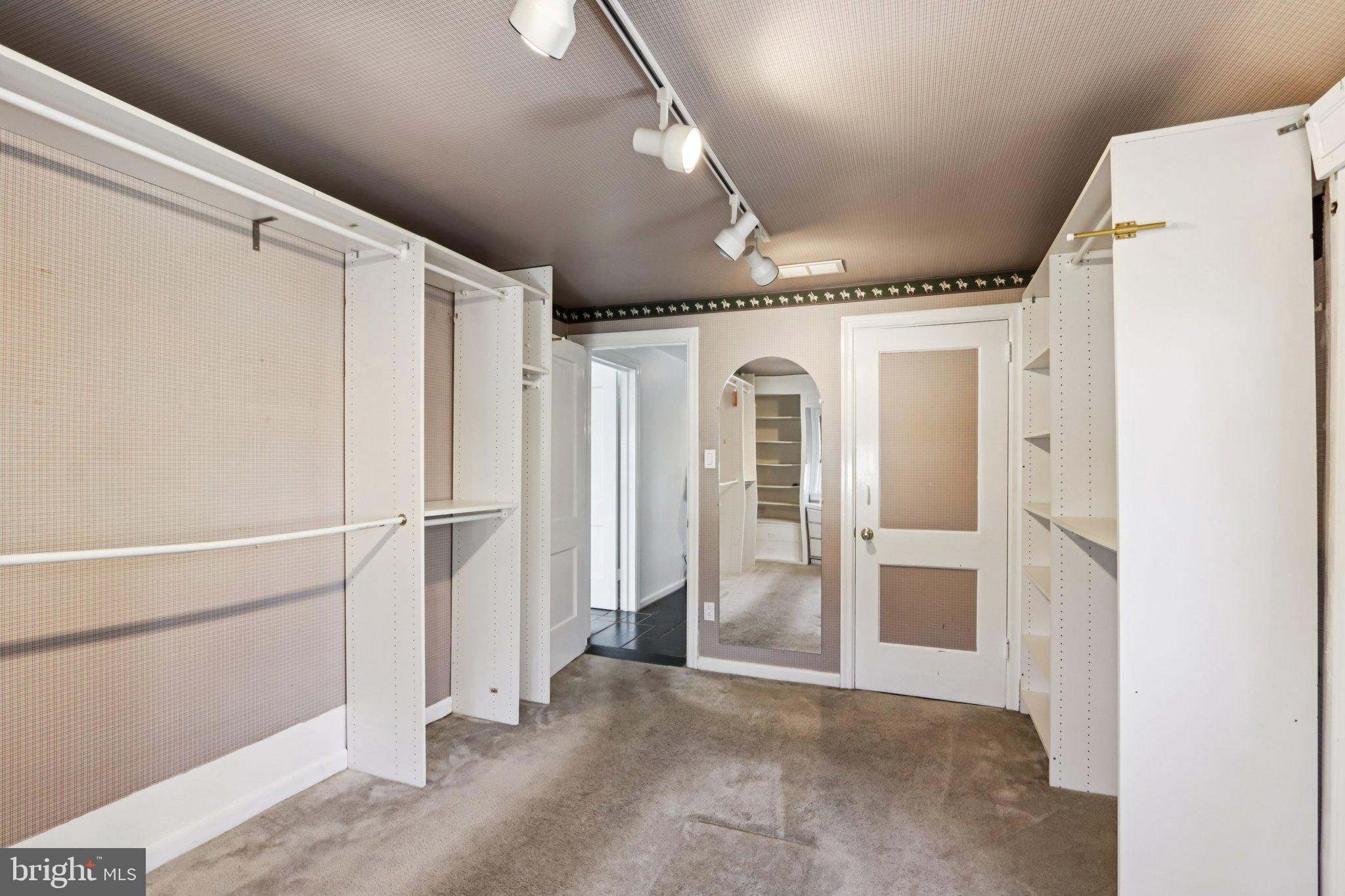 MT AIRY (WEST) - Residential