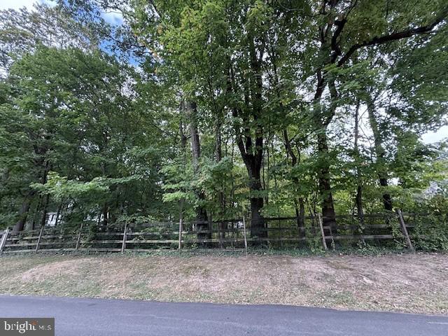 802 WESTVIEW & 605 ARBUTUS STREET