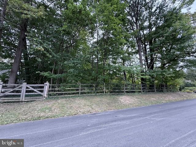 802 WESTVIEW & 605 ARBUTUS STREET