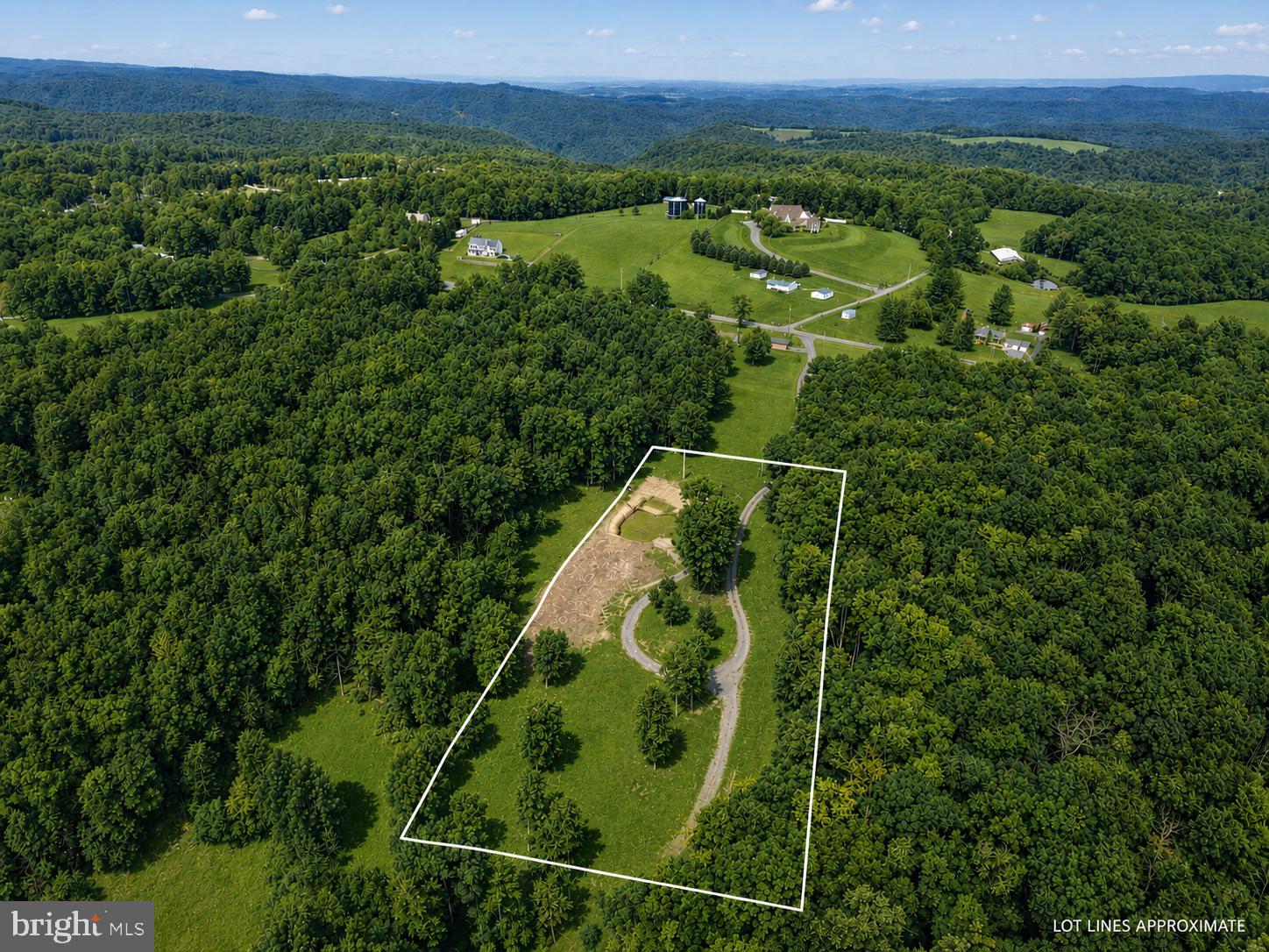 1702 SNAKE HILL RD