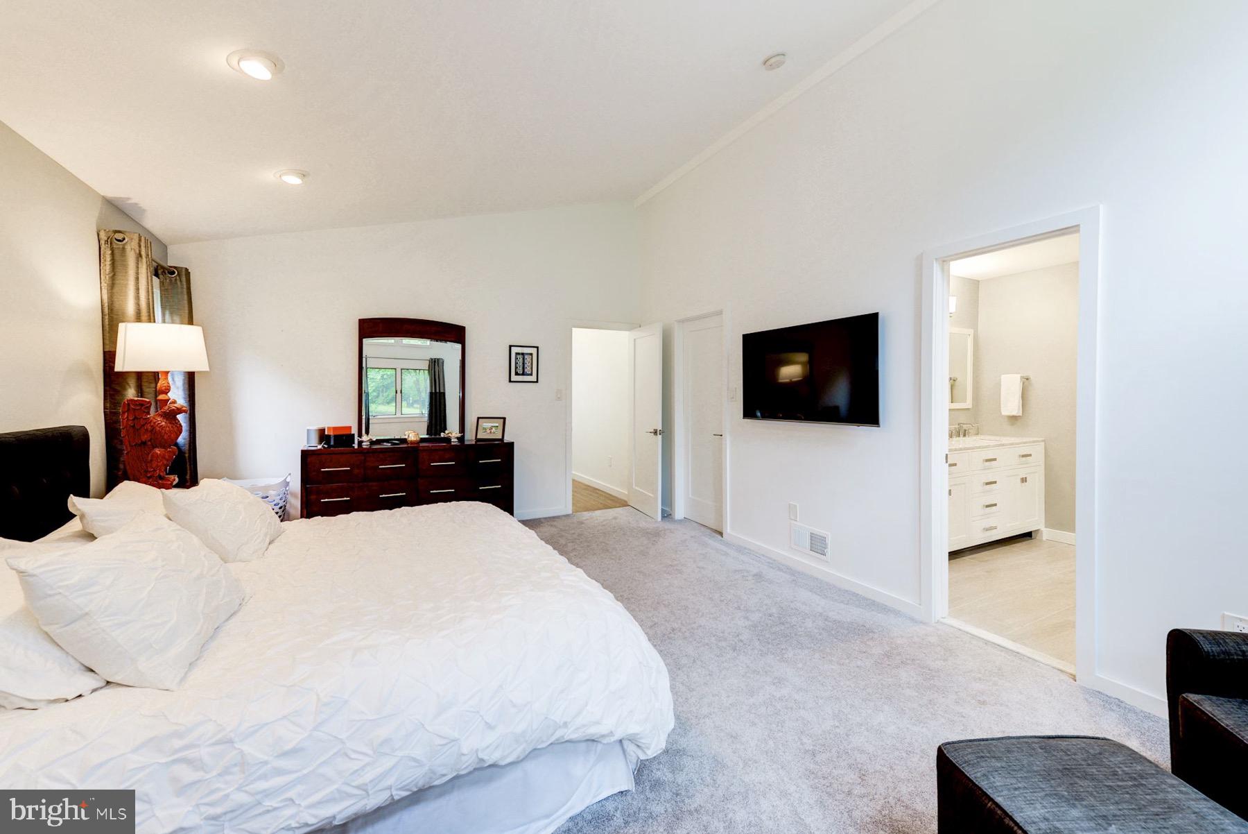 BRYN MAWR - Residential