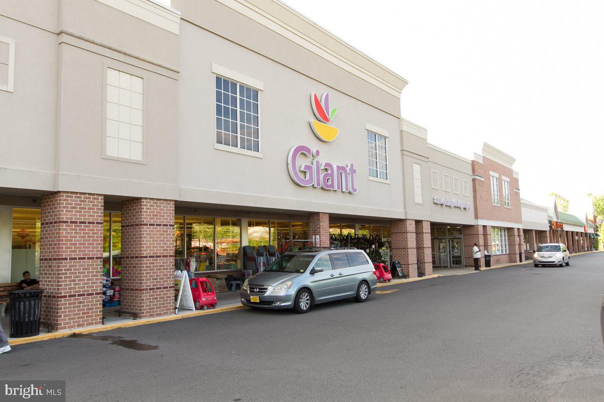 BRYN MAWR - Residential