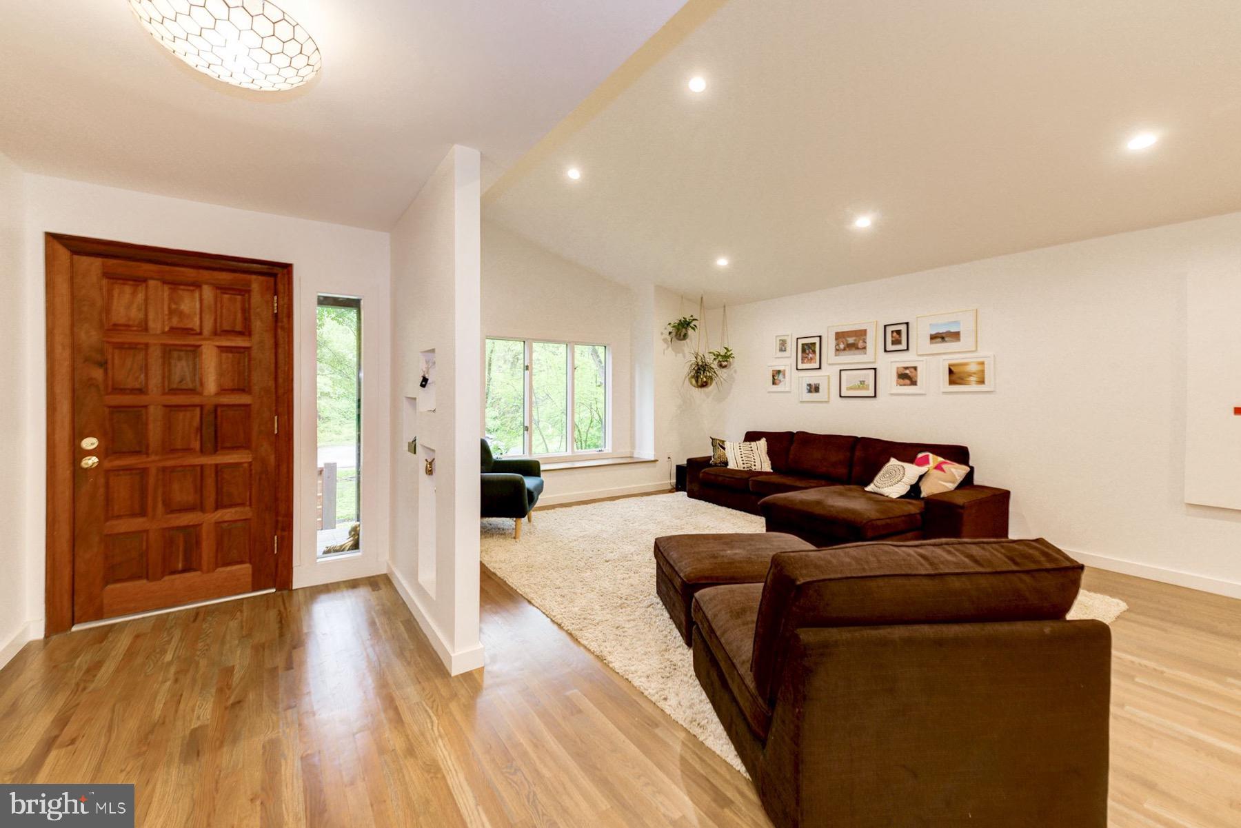 BRYN MAWR - Residential