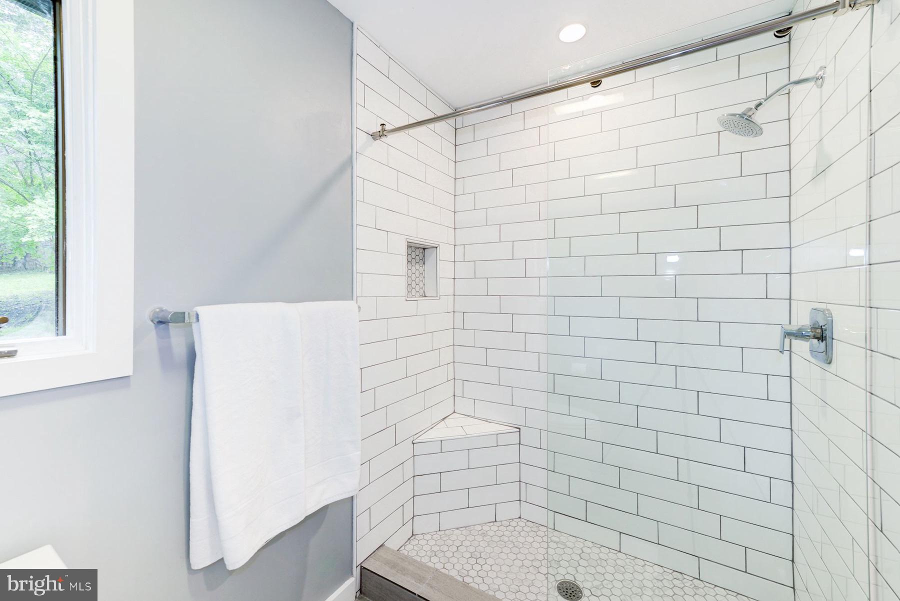 BRYN MAWR - Residential