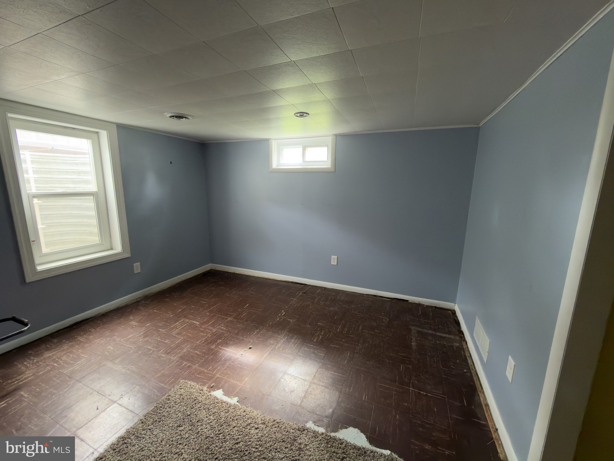 NEWARK - Residential