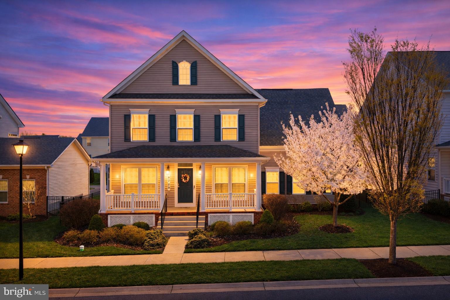 WOODBOURNE MANOR - Residential