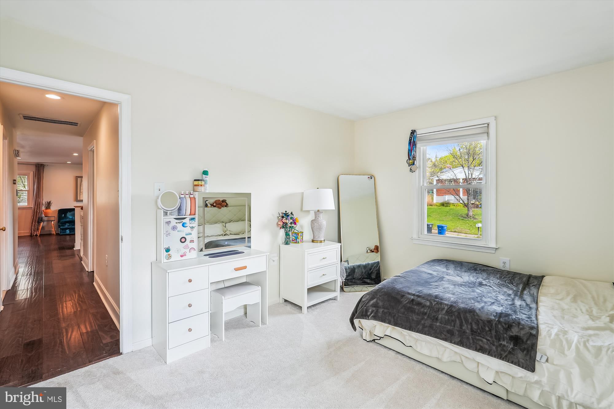 NORMANDY VILLAGE - Residential