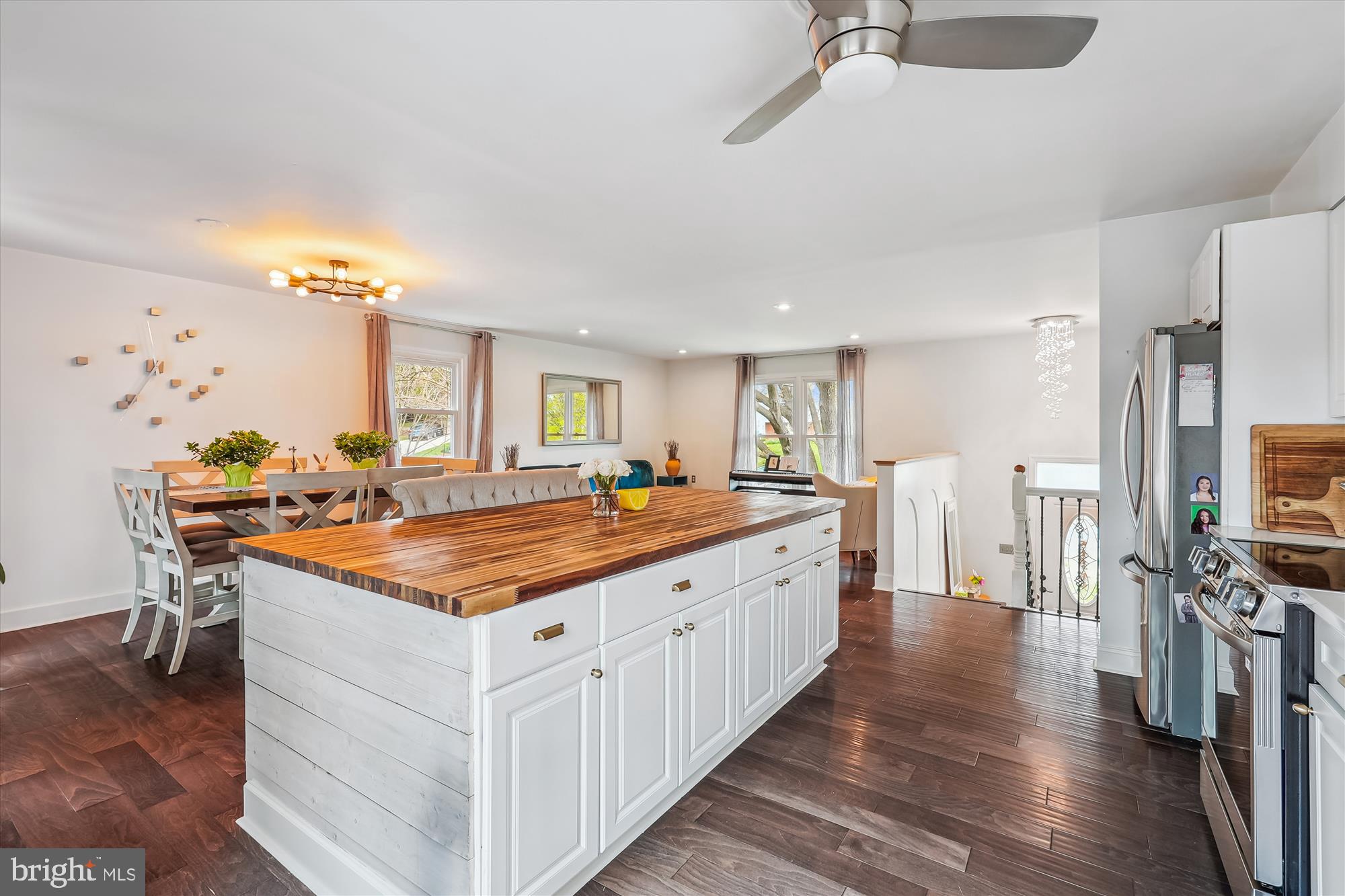 NORMANDY VILLAGE - Residential