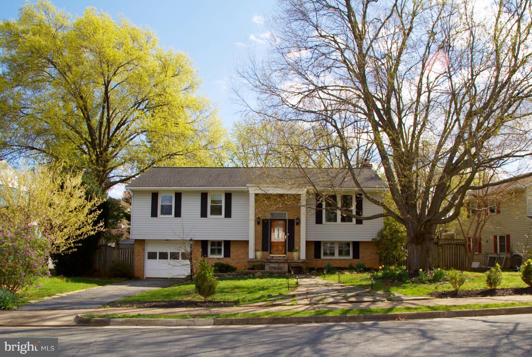 NORMANDY VILLAGE - Residential