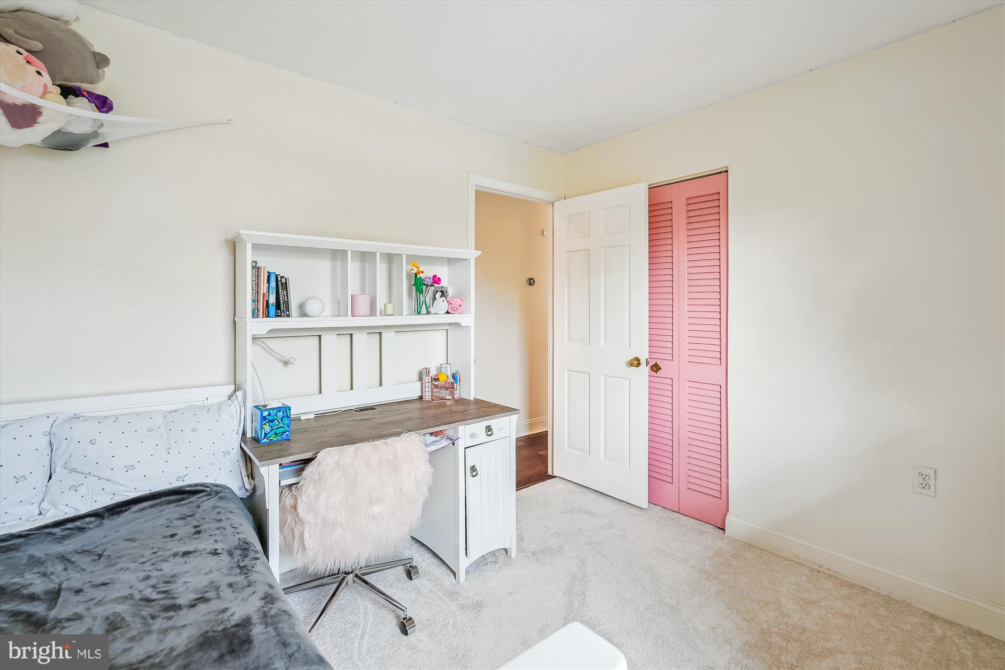 NORMANDY VILLAGE - Residential