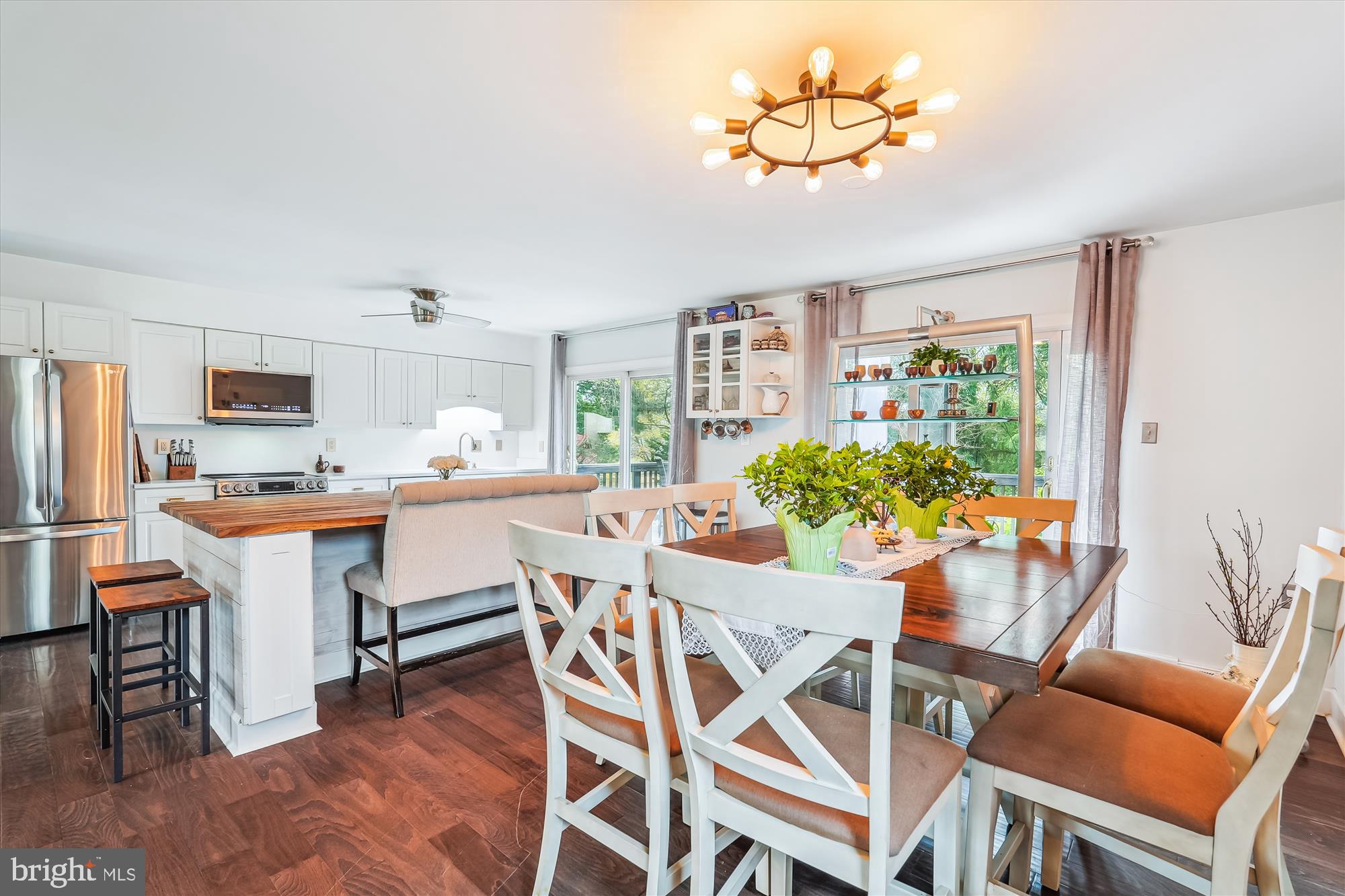 NORMANDY VILLAGE - Residential