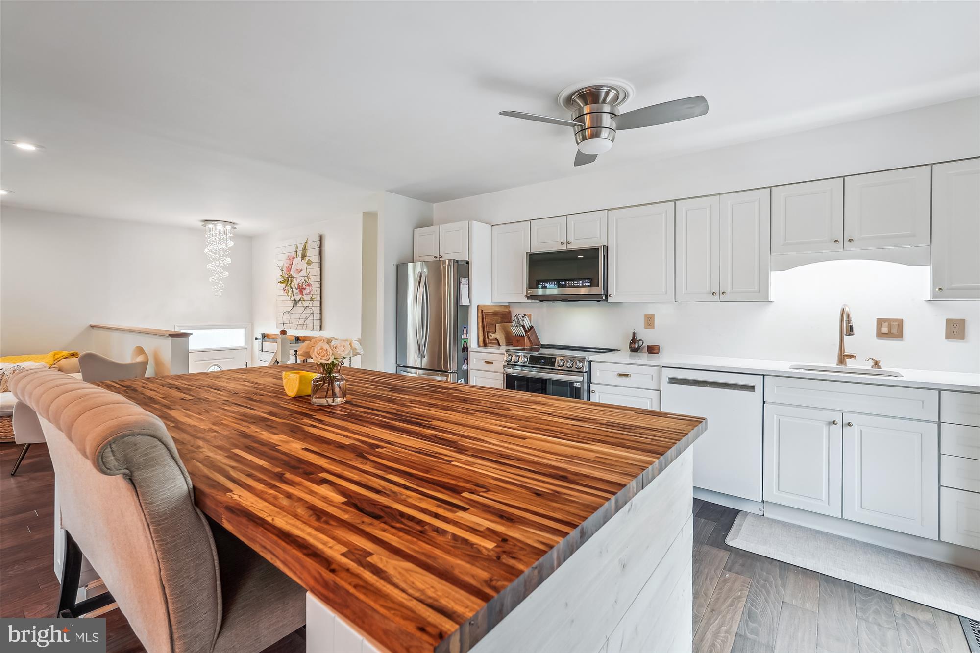 NORMANDY VILLAGE - Residential