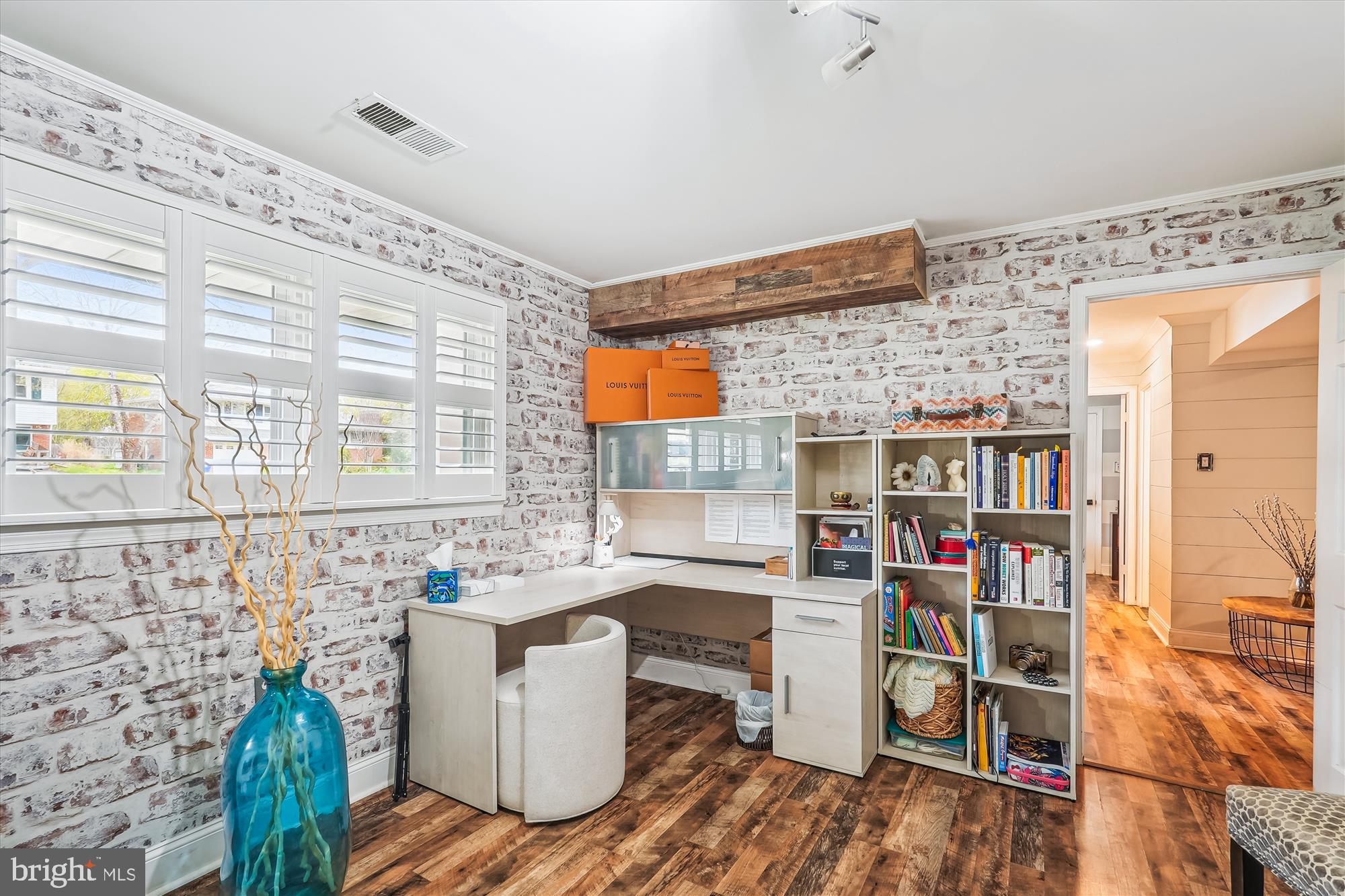 NORMANDY VILLAGE - Residential